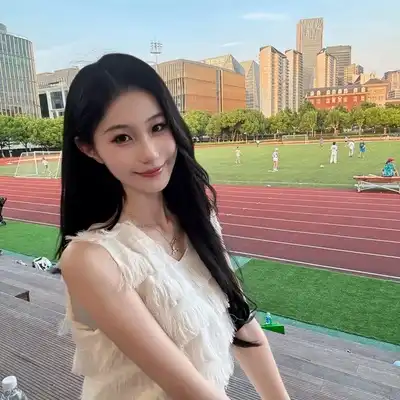 胡玲